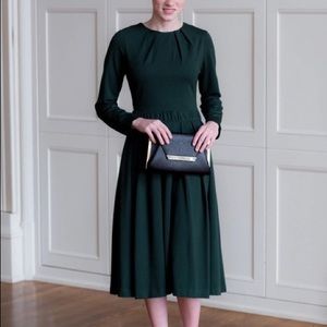 Dainty Jewells Sophisticated Silhouettes Dress Emerald MIDI Dress